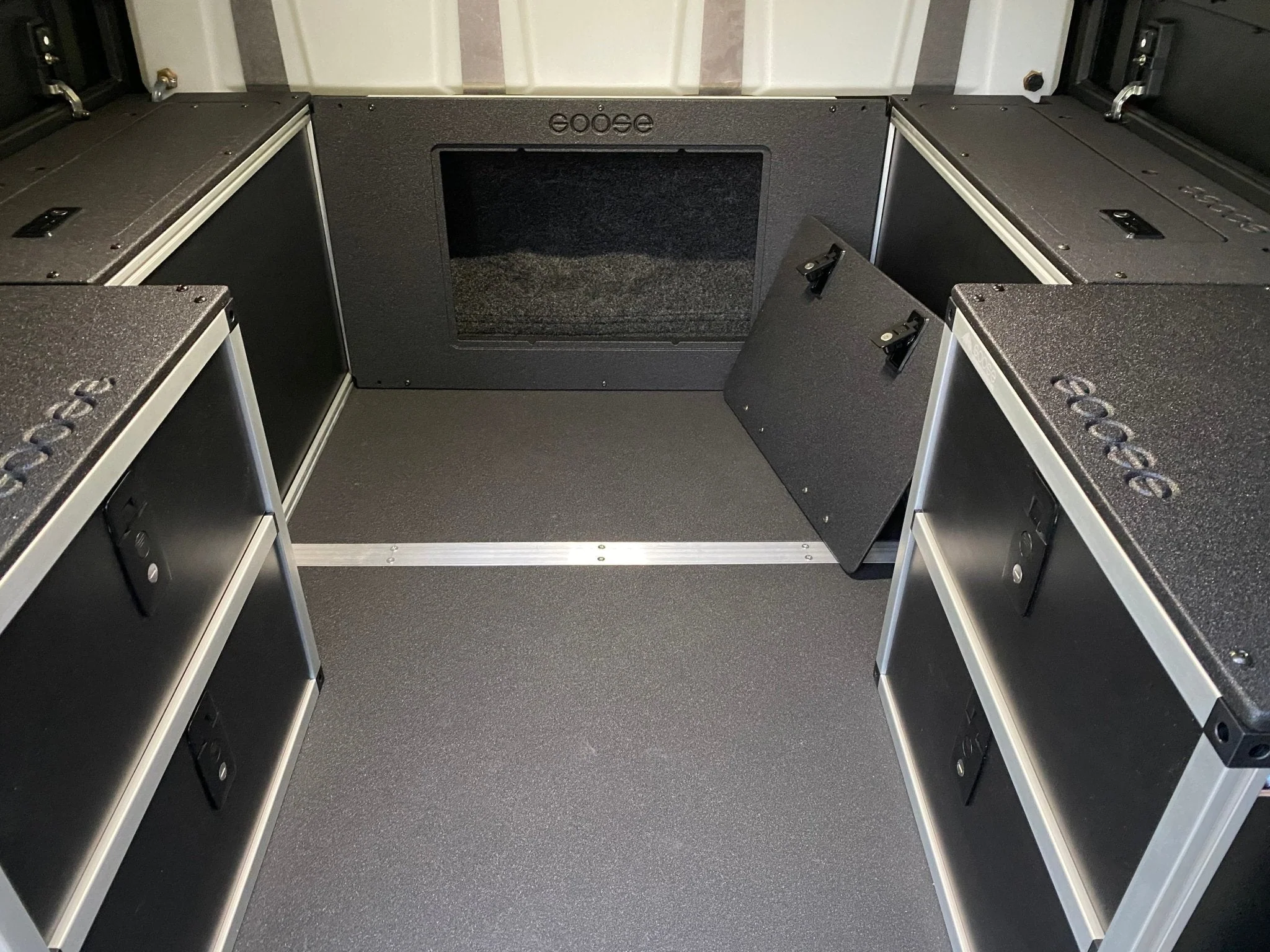 Alu-Cab Canopy Camper - Jeep Gladiator 2019-Present - Lower Bulkhead Panel - Image 3