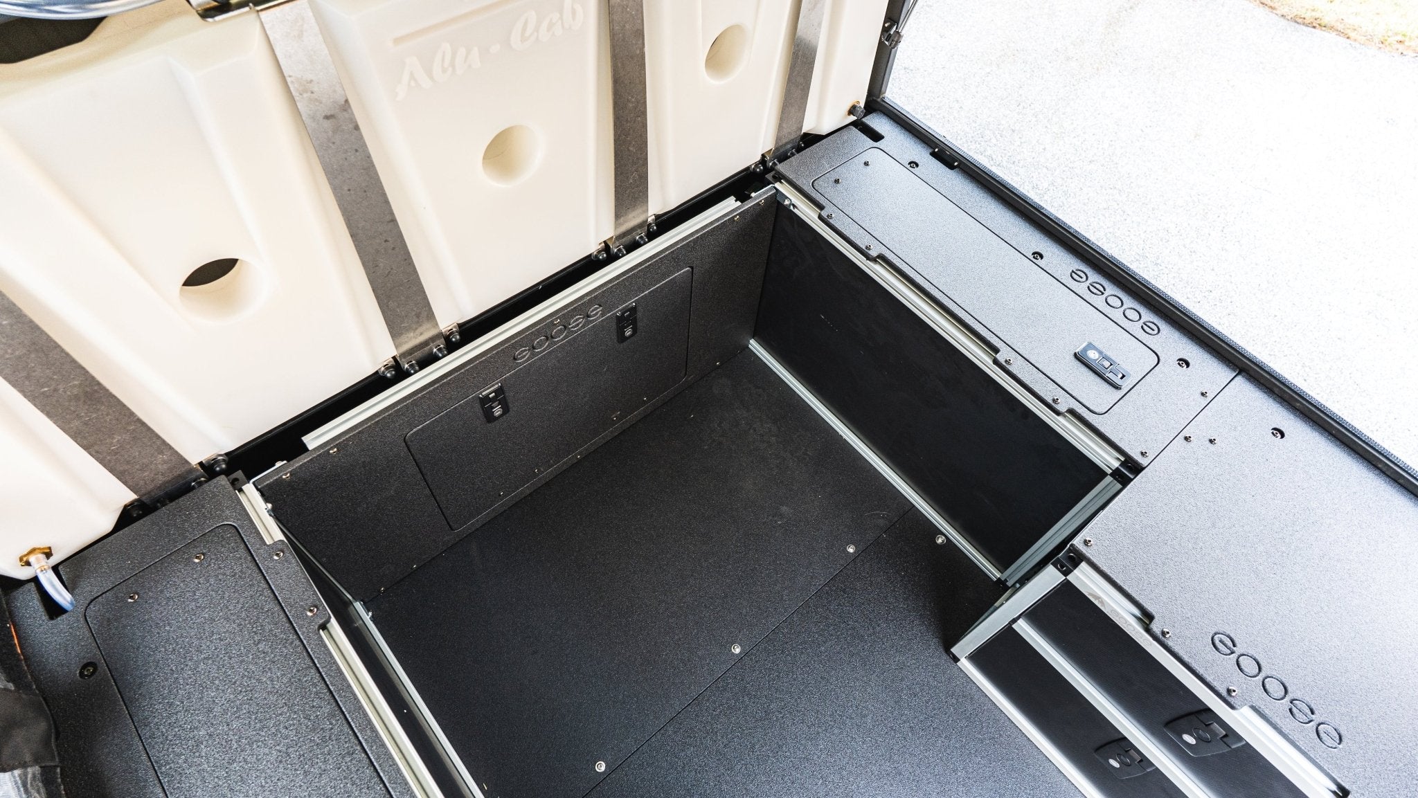 Alu-Cab Canopy Camper V2 - Ford Ranger 2019-2023 - Front Utility Module - 5' Bed