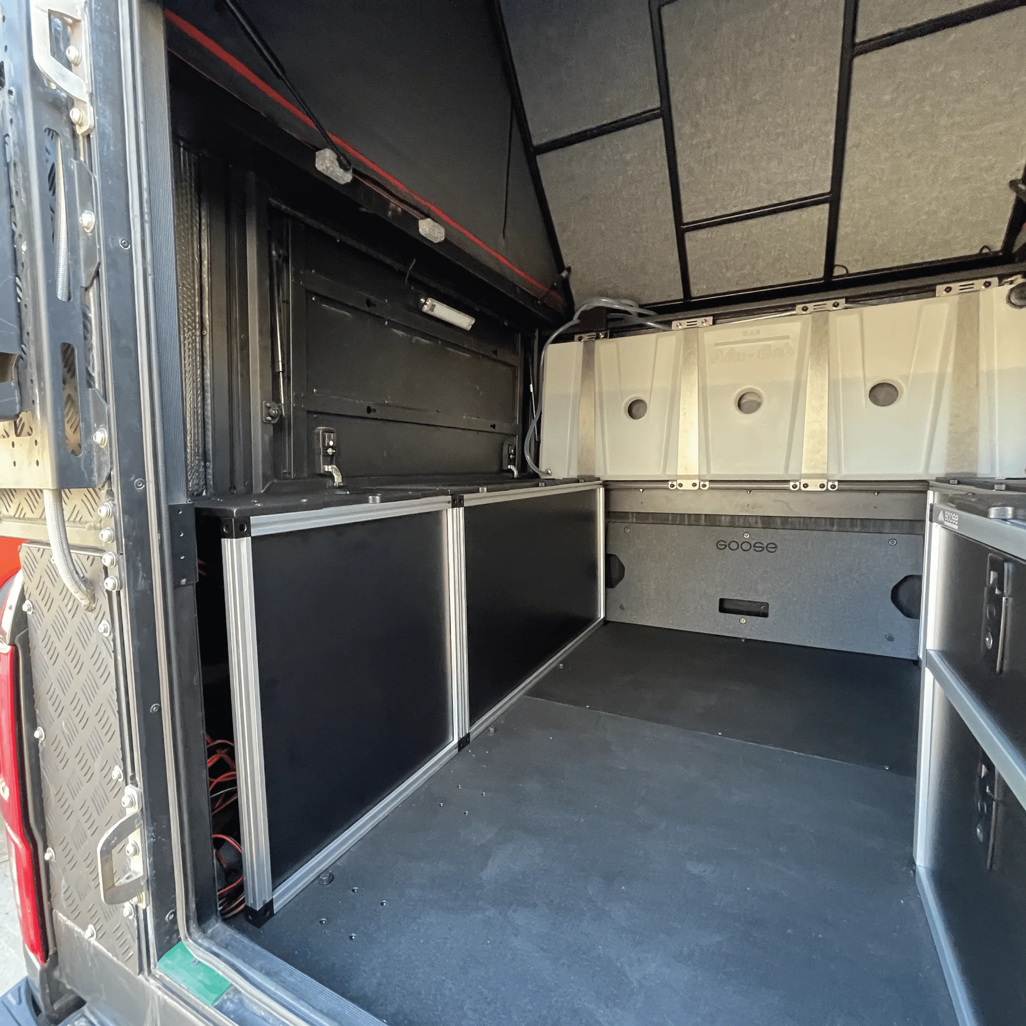Alu-Cab Canopy Camper V2 - Toyota Tacoma 2005-2023 - Rear Utility Module - 6' Bed - Image 2