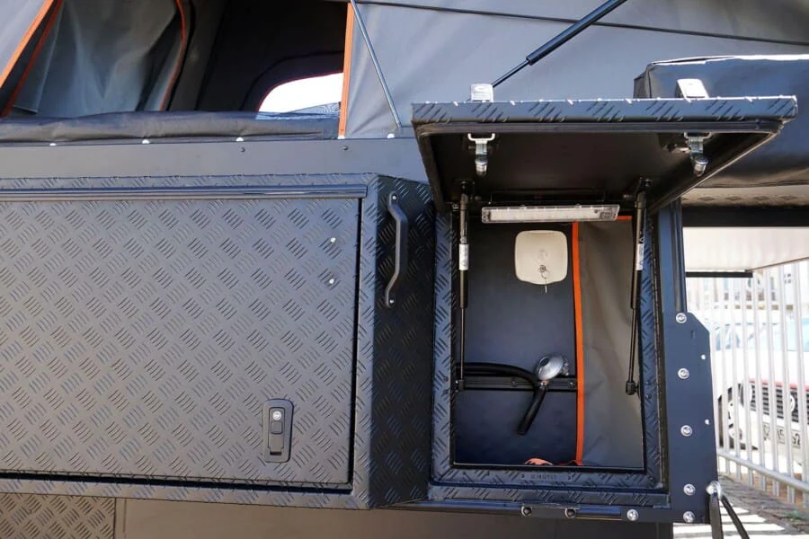 Alu-Cab Khaya 2 Sleeper Camper - Image 7