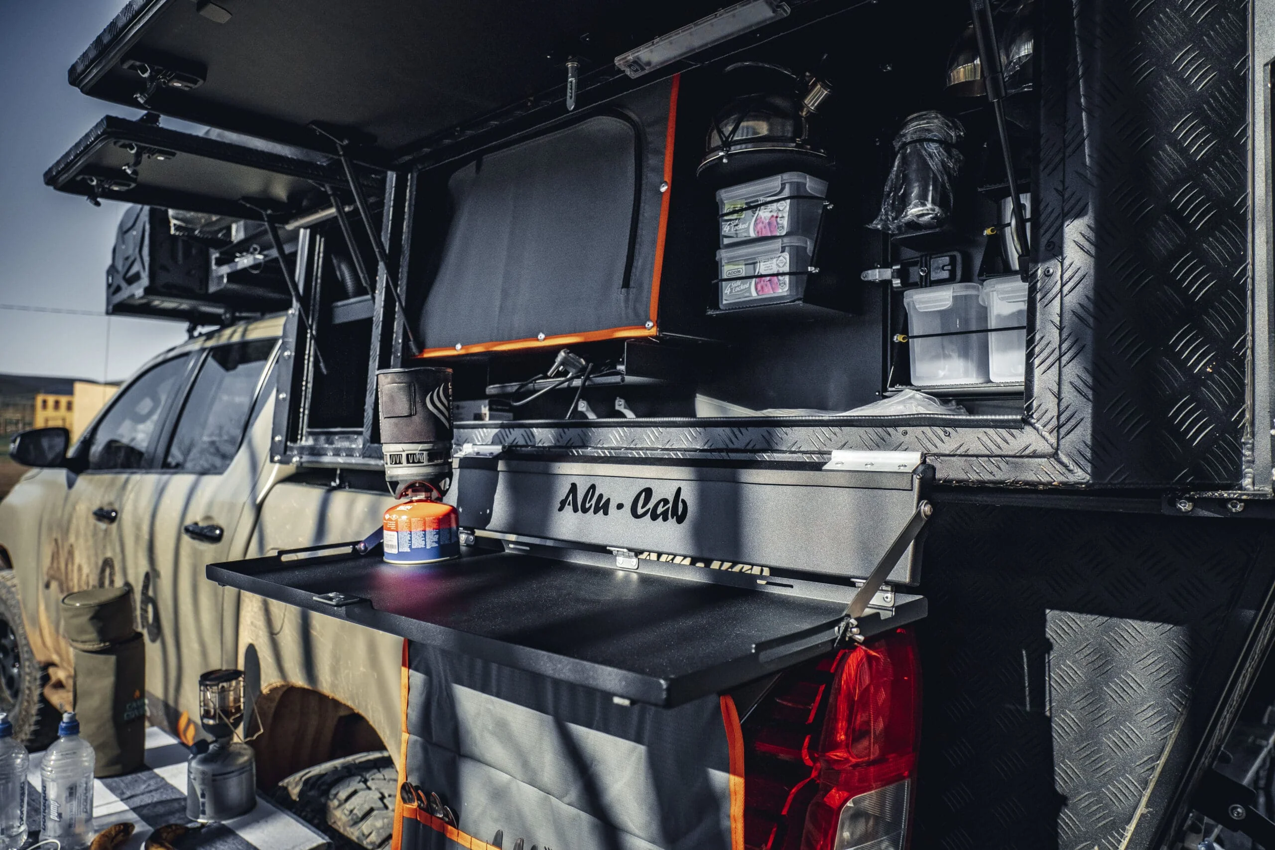 Alu-Cab Khaya 4 Sleeper Camper - Image 10