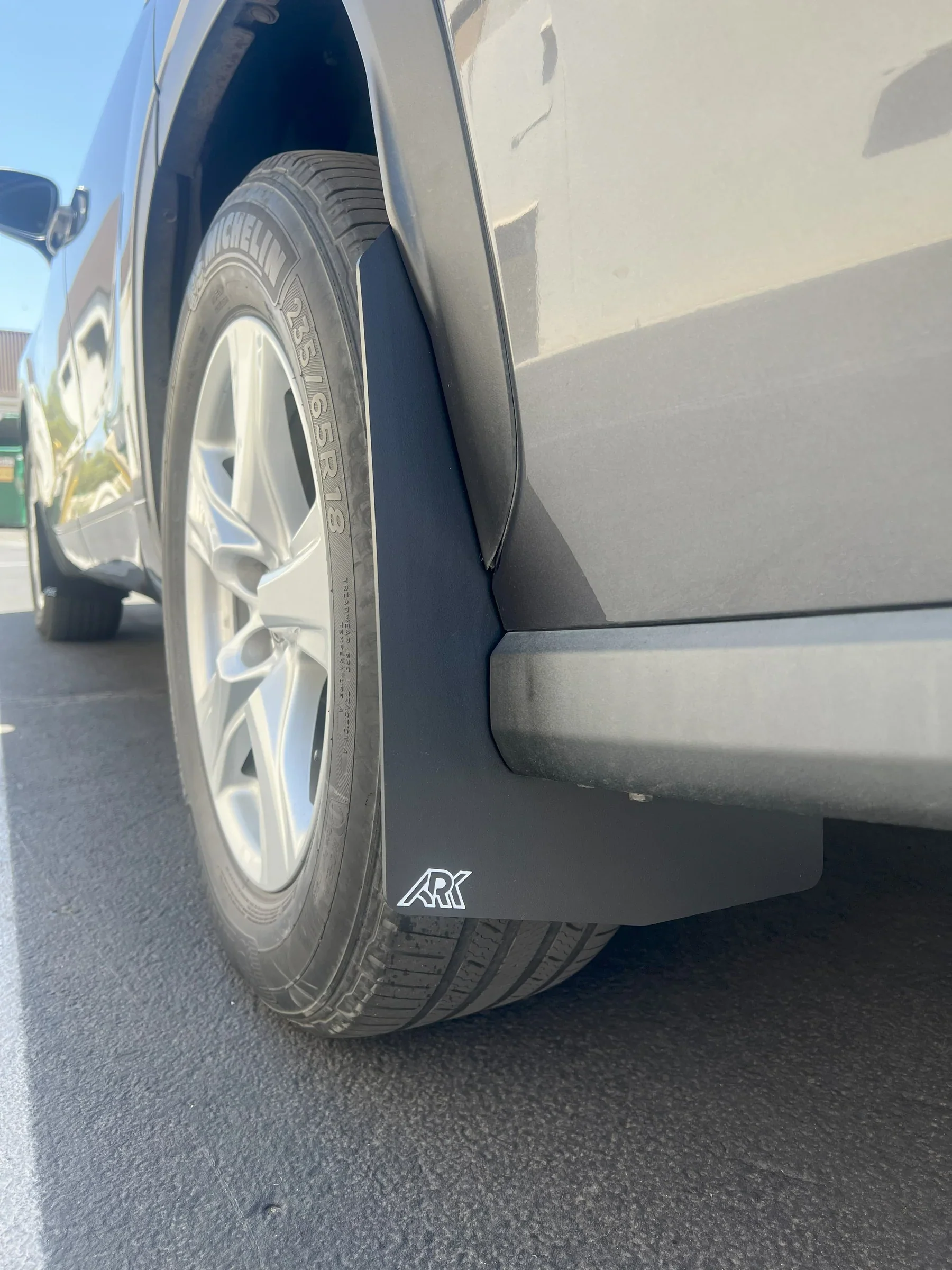 Ark 2020+ Toyota Highlander TriXPoly Mid Mudflaps