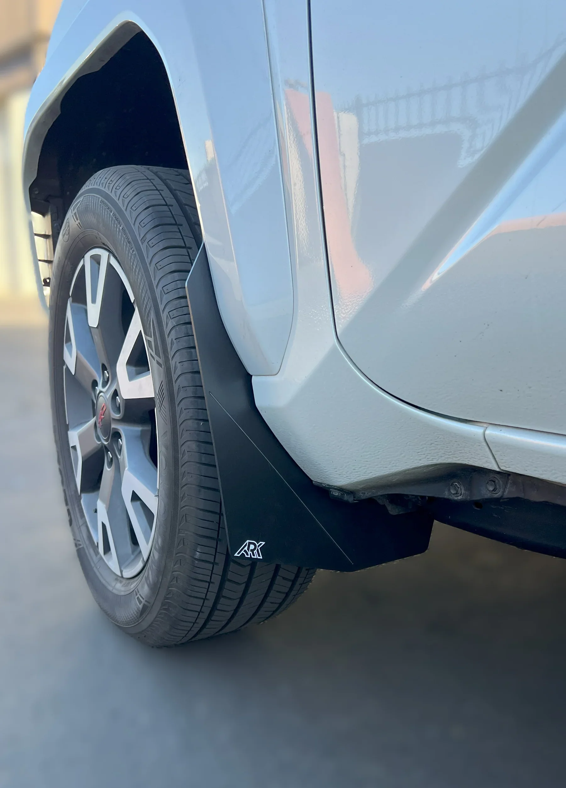 Ark 6th Gen 4Runner TriXpoly Mid Mudflaps - Image 2