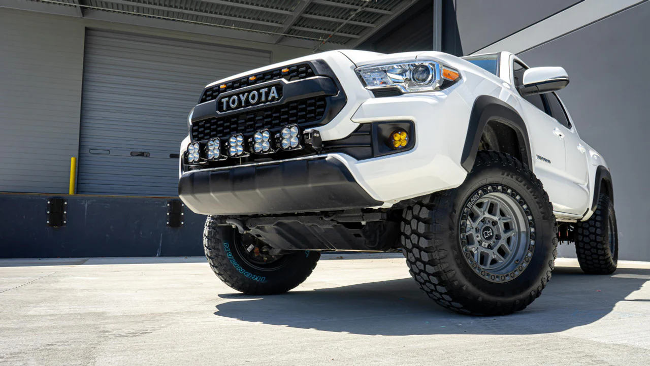 Baja Designs XL Linkable Bumper Light Kit 2016-2023 Tacoma - Image 3