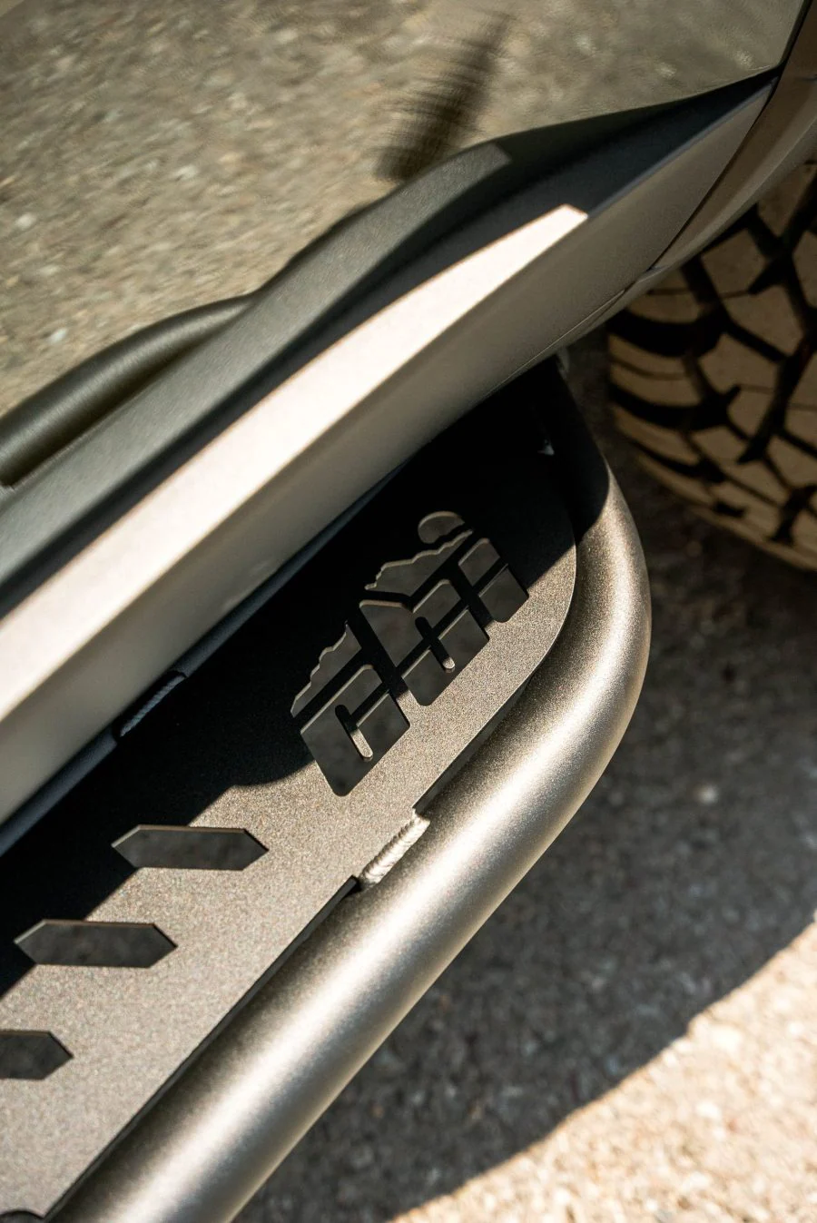 CBI Standard Overland Rock Sliders | 2024-2026 Lexus GX550 - Image 4