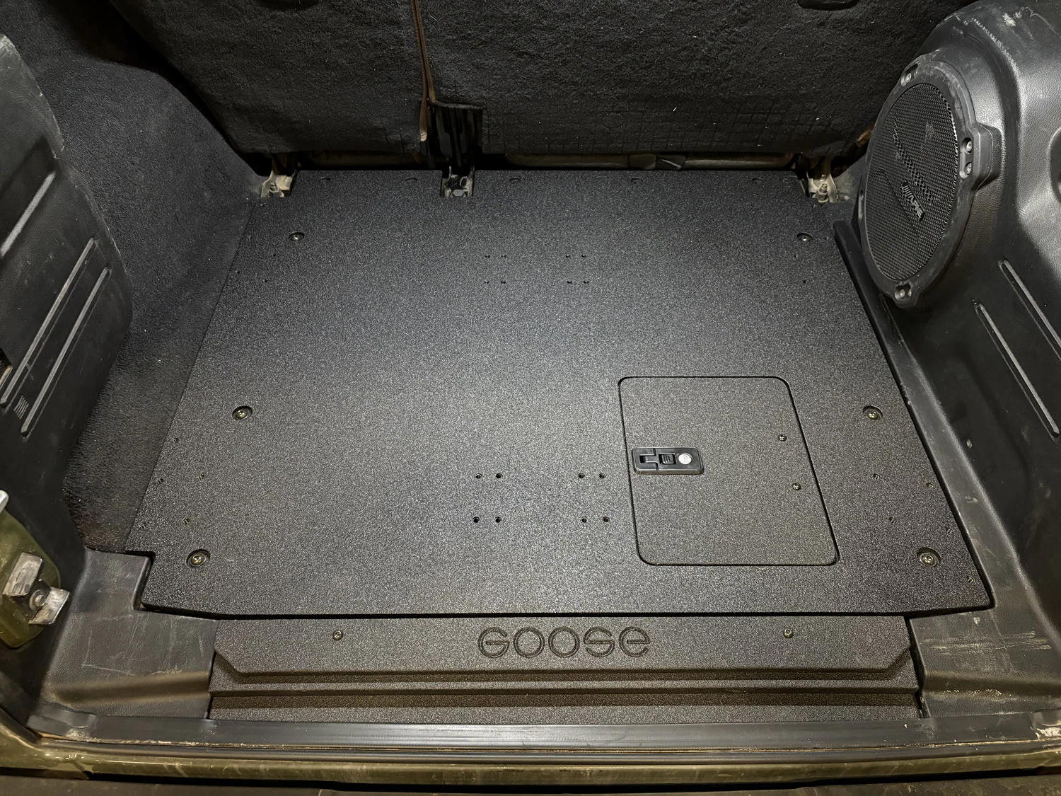 Goose Gear Jeep Wrangler JLU 4 Door 2018-2026 Rear Plate System - Image 12