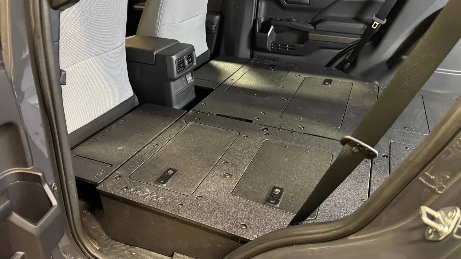 Goose Gear Toyota 4Runner 2025-2026 Second Row Seat Delete Plate System - Image 4