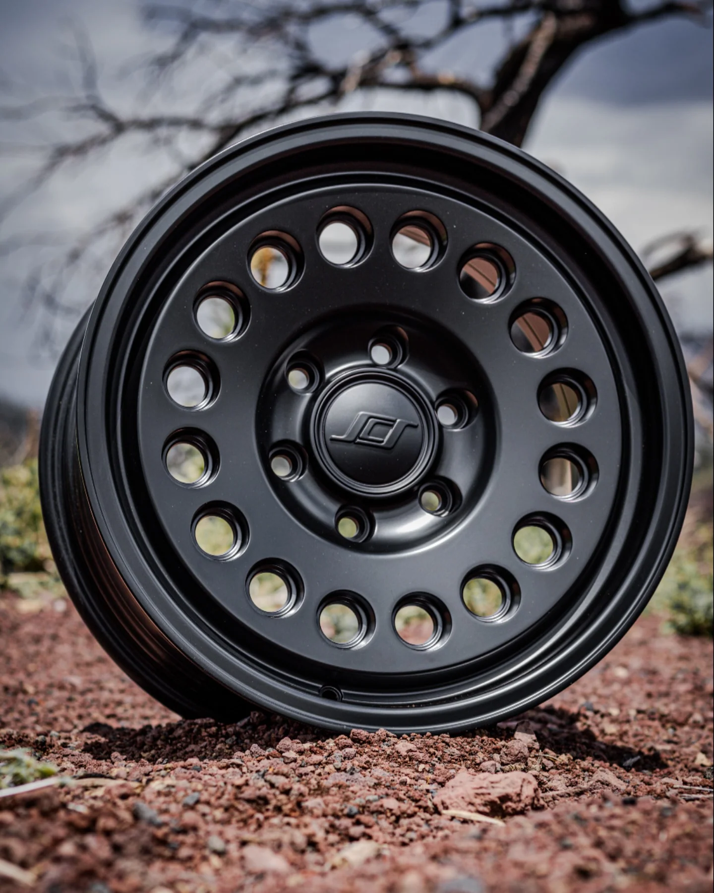 Stealth Custom Series FA16 - Matte Jet Black