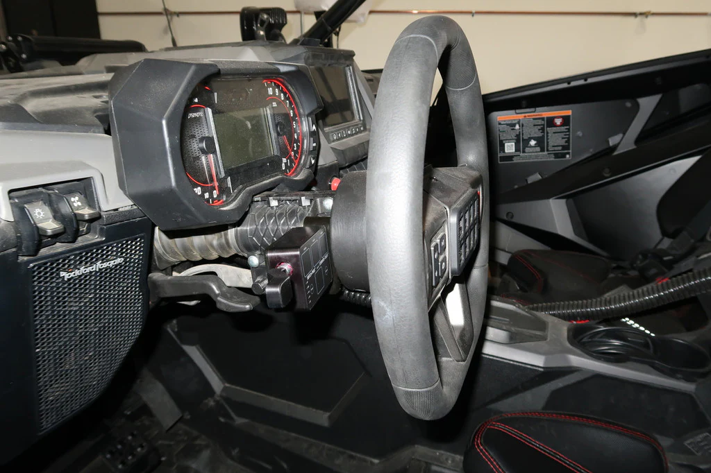 Switch-Pro Command-Touch CT4 Accessory Controller & GPS Turn Signal Kit - For Polaris Pro R - Image 2