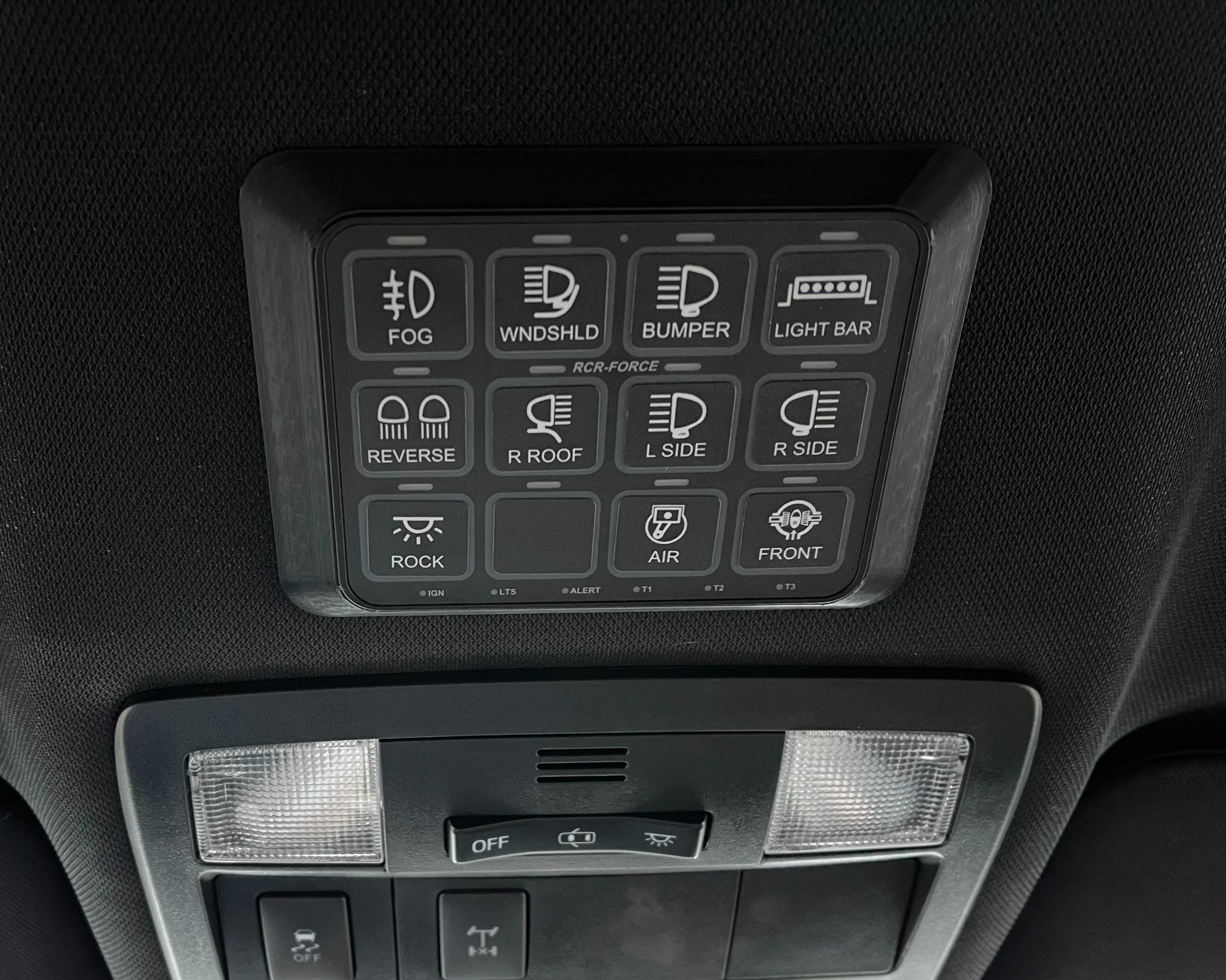 Switch-Pro RCR Force 12